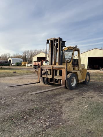 Main image Caterpillar V200B